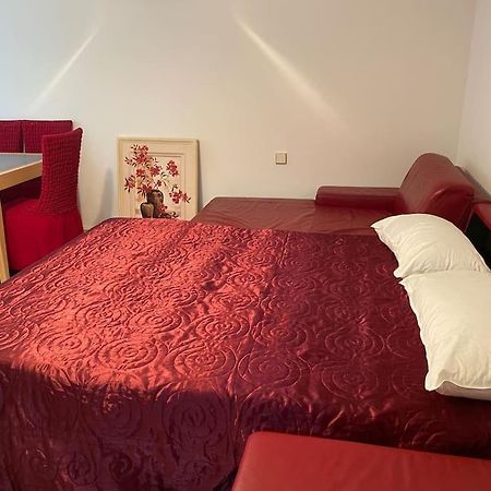 Apt. Sims Bei Stuttgart Flughafen/Metzingen 2-6 Person Steinenbronn 外观 照片